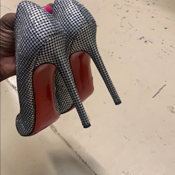 Black and silver Louboutin Heels - Picture 3 of 5